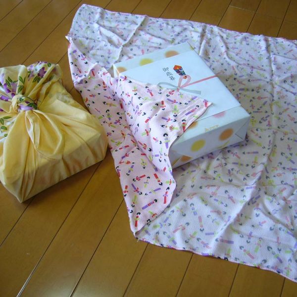 PH-Traditional_Japanese_wrapping_cloth,huroshiki,katori-city,japan